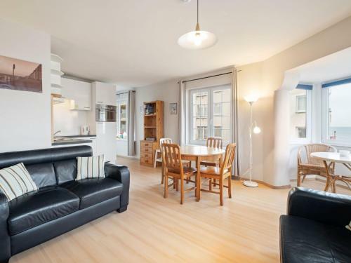Modern Apartment In Westende/middelkerke With Beach Nearby