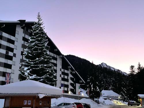 Angelo Aparts Torgon Portes Du Soleil Les Cr�tes
