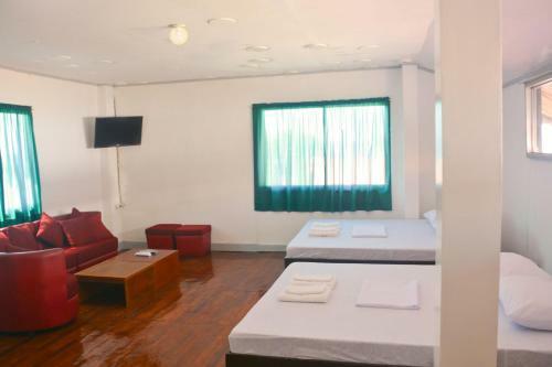 Hotel Isla Bonita Beach Resort
