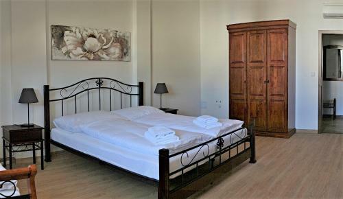 Hostal Penzion Kr�lovsk� L�zn?