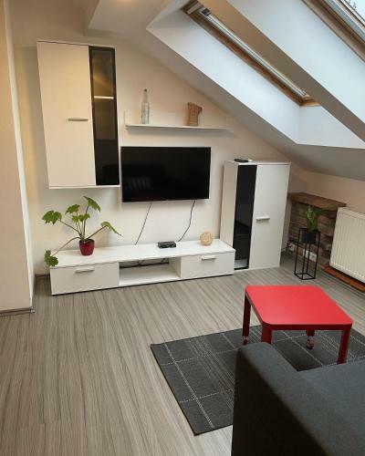Hostal Penzion Kr�lovsk� L�zn?
