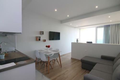 Apartamento Lakones Deluxe Suites