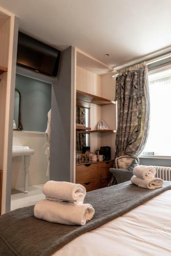 Hotel The Coach And Horses