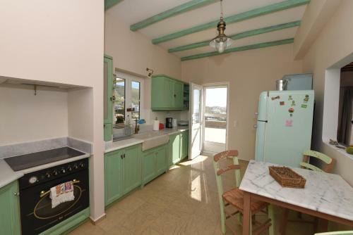 Traditional House With Fantastic Sea View!!!!!