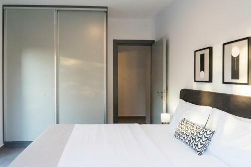 Apartamento The H Experience - The Blue Lounge With Swimming Pool