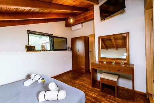 Traditional Apartments Elafos