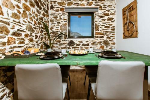 Traditional Apartments Elafos