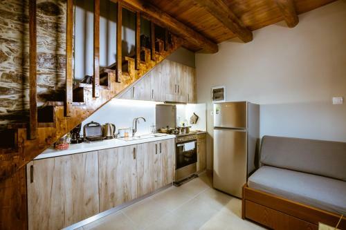 Villa Ellafos Traditional Living