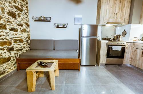 Villa Ellafos Traditional Living