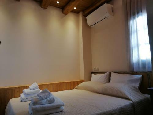 Hostal Riverbed Traditional Guest House