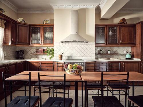 Lithakia Balcony Villa