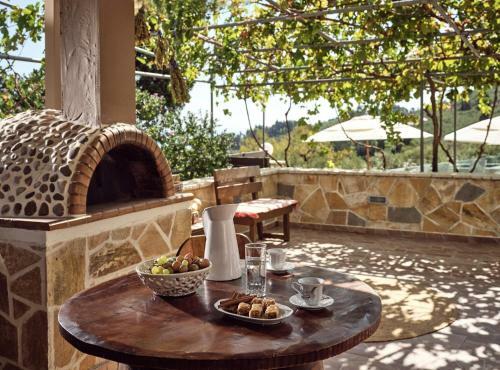 Lithakia Balcony Villa