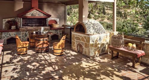 Lithakia Balcony Villa