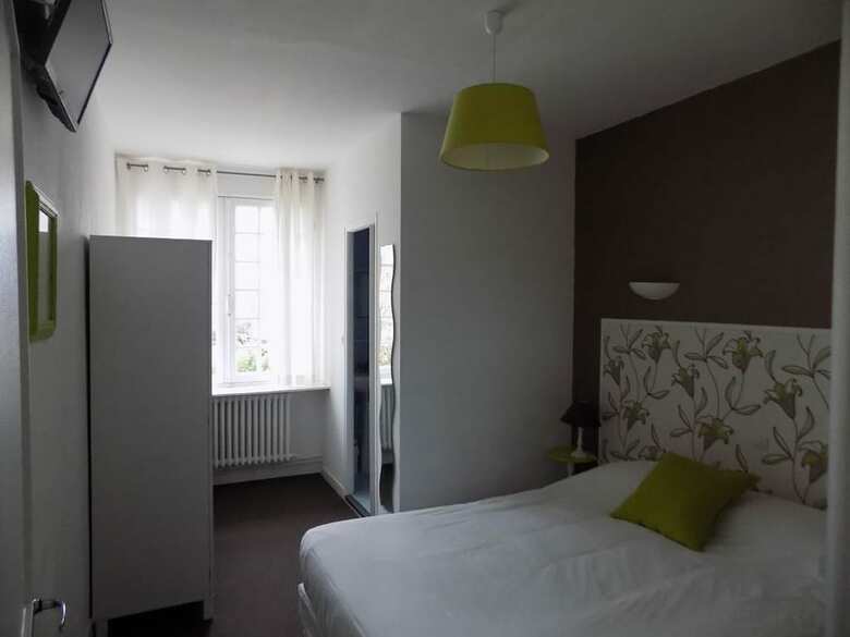 Hotel Les Vieux Acacias