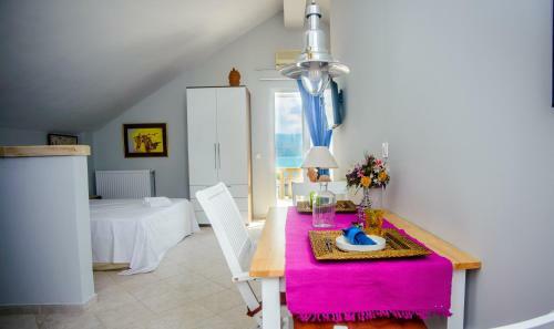 Xenia Ionis Luxury Apartments