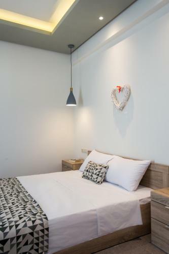 Studios & Apartments Elisabeta