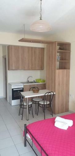 Lazaris Konstantinos Apartments In Lefkada Town