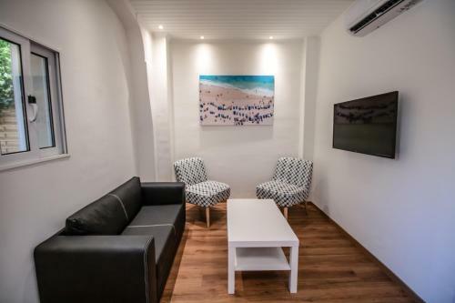Levkosh Apartments At Lefkada's Heart