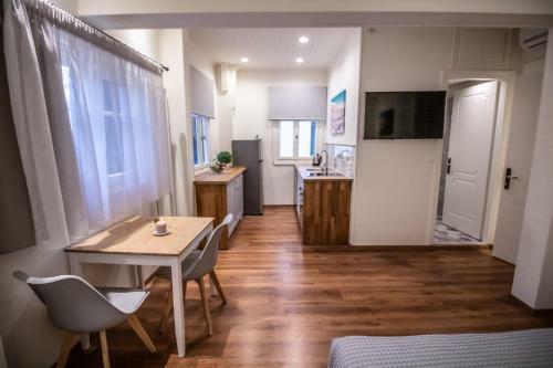 Levkosh Apartments At Lefkada's Heart
