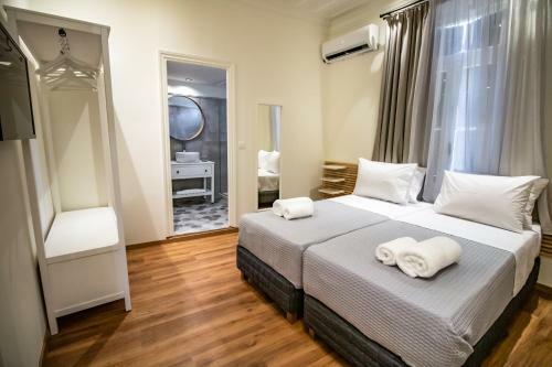 Levkosh Apartments At Lefkada's Heart