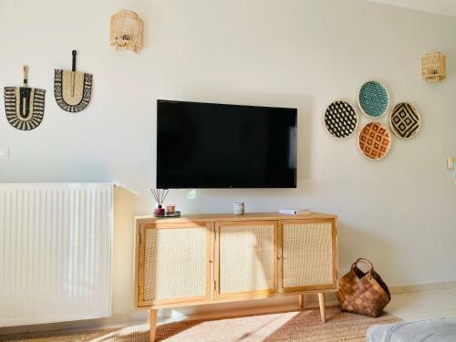 Omikron - Apartment With A Private Garden