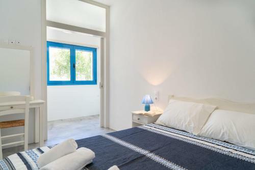 Blue Moon Apartments