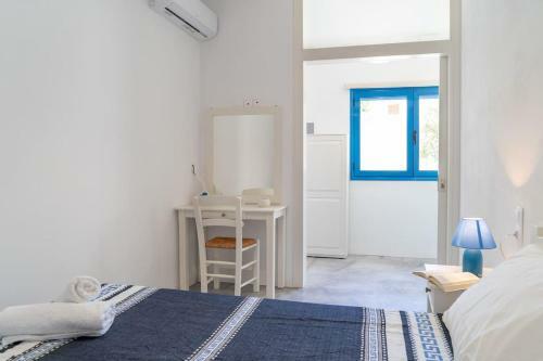 Blue Moon Apartments