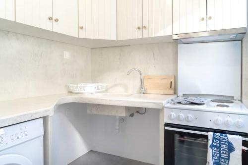 Blue Moon Apartments