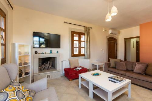 Villa Ilys Home, Country Retreat!