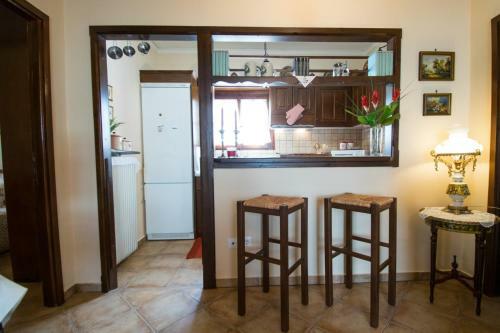 Charming Traditional Hideaway