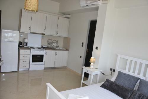 Megali Ammos Maisonette & Studio