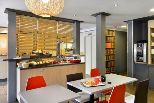 Hotel P'tit Dej-h�tel Orl�ans