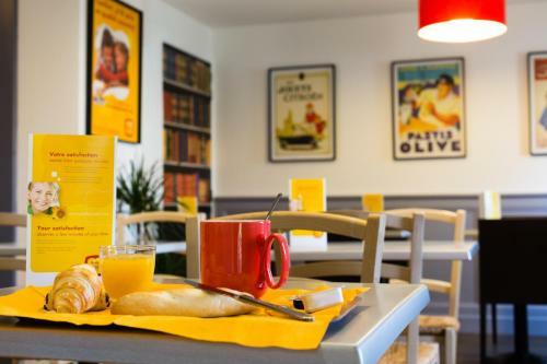 Hotel P'tit Dej-h�tel Orl�ans