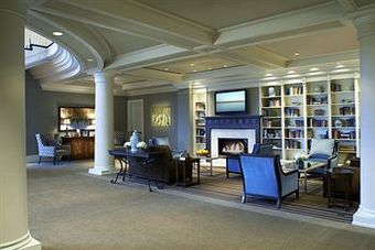 Woodmark Hotel Yacht Club & Spa