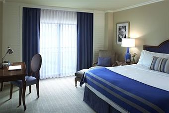 Woodmark Hotel Yacht Club & Spa