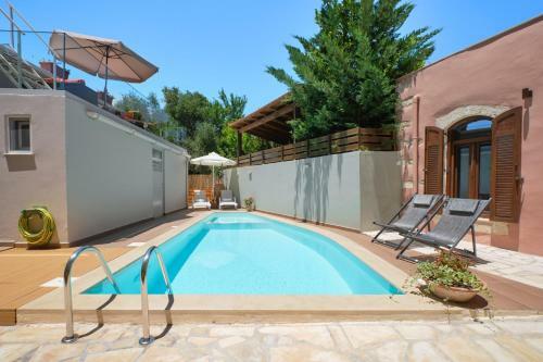 Chara Villas With 20m2 Swimming Pool-bbq!