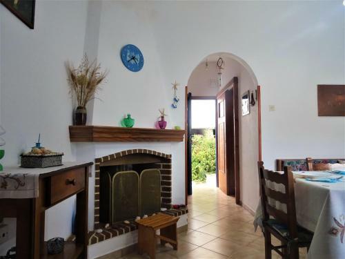 Lionas Seaside Retreat