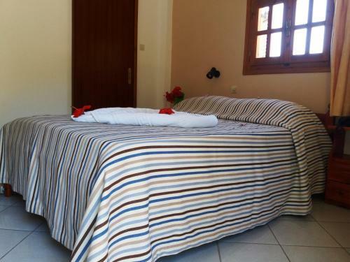 Motel Matala Bay Annex Building Rental Rooms