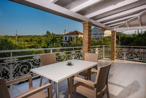Apartamento Krystalia House