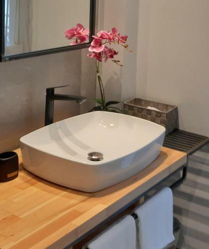Sroom Apartment