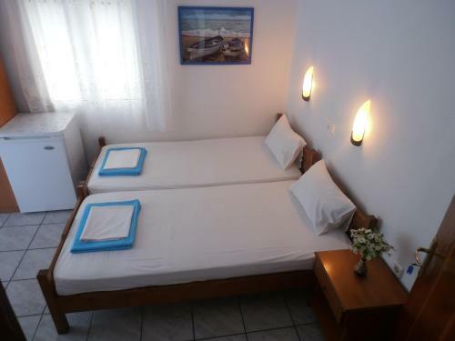 Hostal Rooms Ntontas
