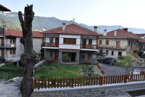 Hostal Nuca Guesthouse