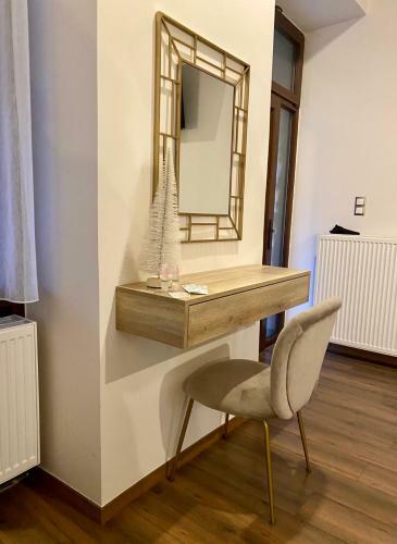 11 Luxury Apartments Metsovo.