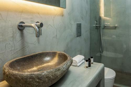 The Mykonist Executive Villa Elia Beach