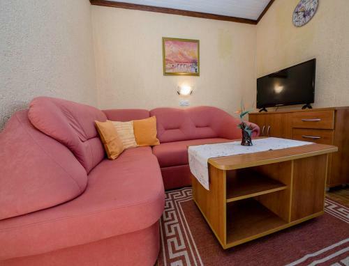 Hostal Apartments & Rooms Green Bay