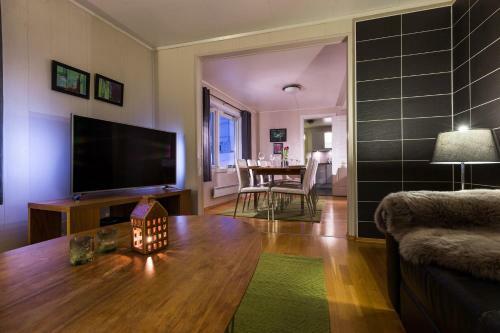 Enter Viking Apartments