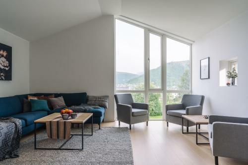 Modern Villas In Plush Town