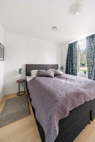 Modern Villas In Plush Town