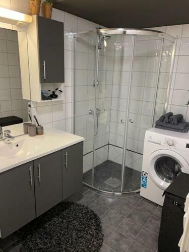 Apartamento 2 Roms Leilighet I N�rheten Av Troms� Sentrum.