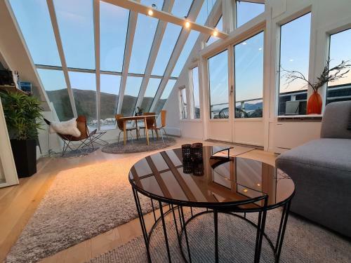 Apartamento Glass Roof Private Loft In Troms�